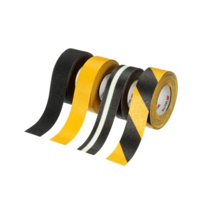 Standard 3M™ Safety-Walk™ 600 series anti-slip tape, Black, 305 mm x 18.3 m, per 1 roll 